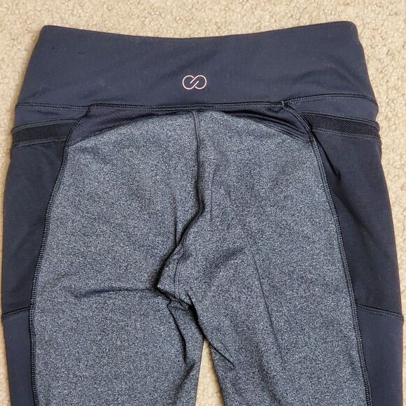 Calia By Carrie Underwood Cropped Leggings Black & Gray Size Small - Picture 9 of 12